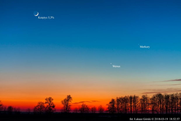 Koniunkcja Merkurego, Wenus, Księżyca na tle zorzy wieczornej. #Merkury #Wenus #Księżyc #zorza #Chojnice