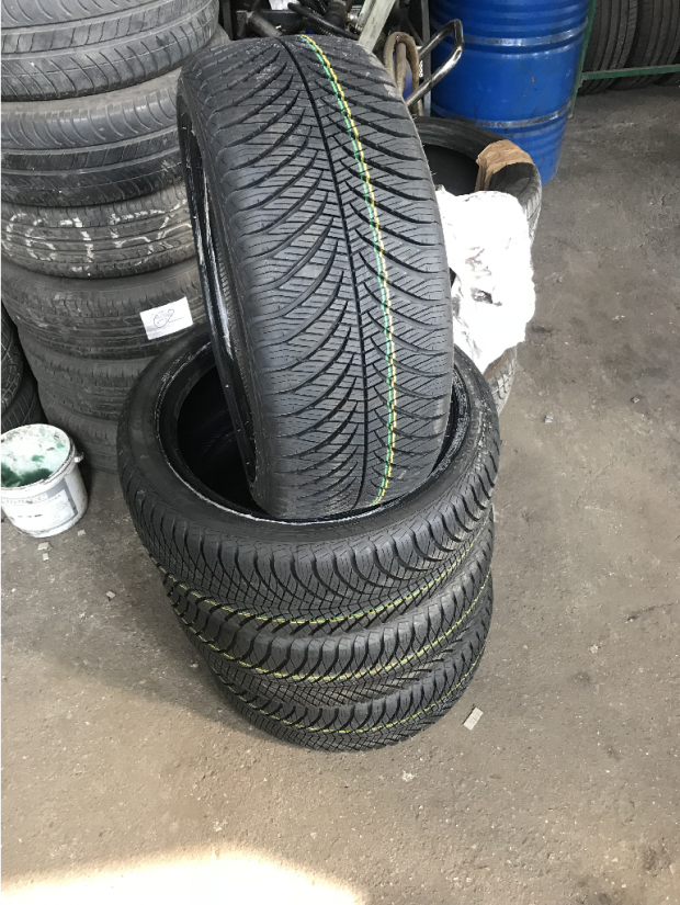 Goodyear FourSeason