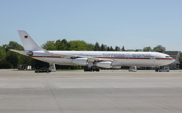 Samolot rządowy Republiki Federalnej Niemiec zaraz po wylądowaniu Prezydenta tego Kraju.
