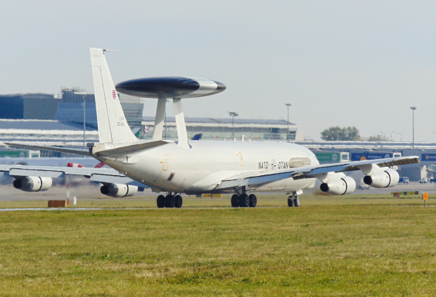 AWACS - czyli samolot dowodzenia NATO odwiedził dzisiaj nasze lotnisko.