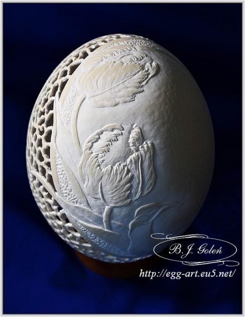 egg art - pisanka rzeźbiona ,strusia, Tulipany